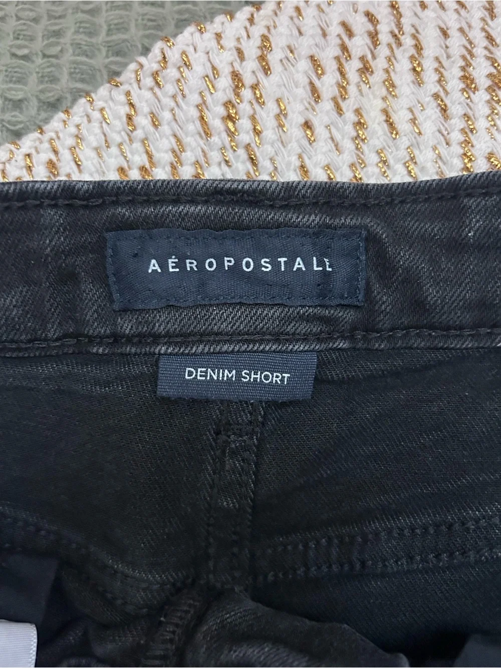 Aeropostale Men’s Black Distressed Slim Jeans